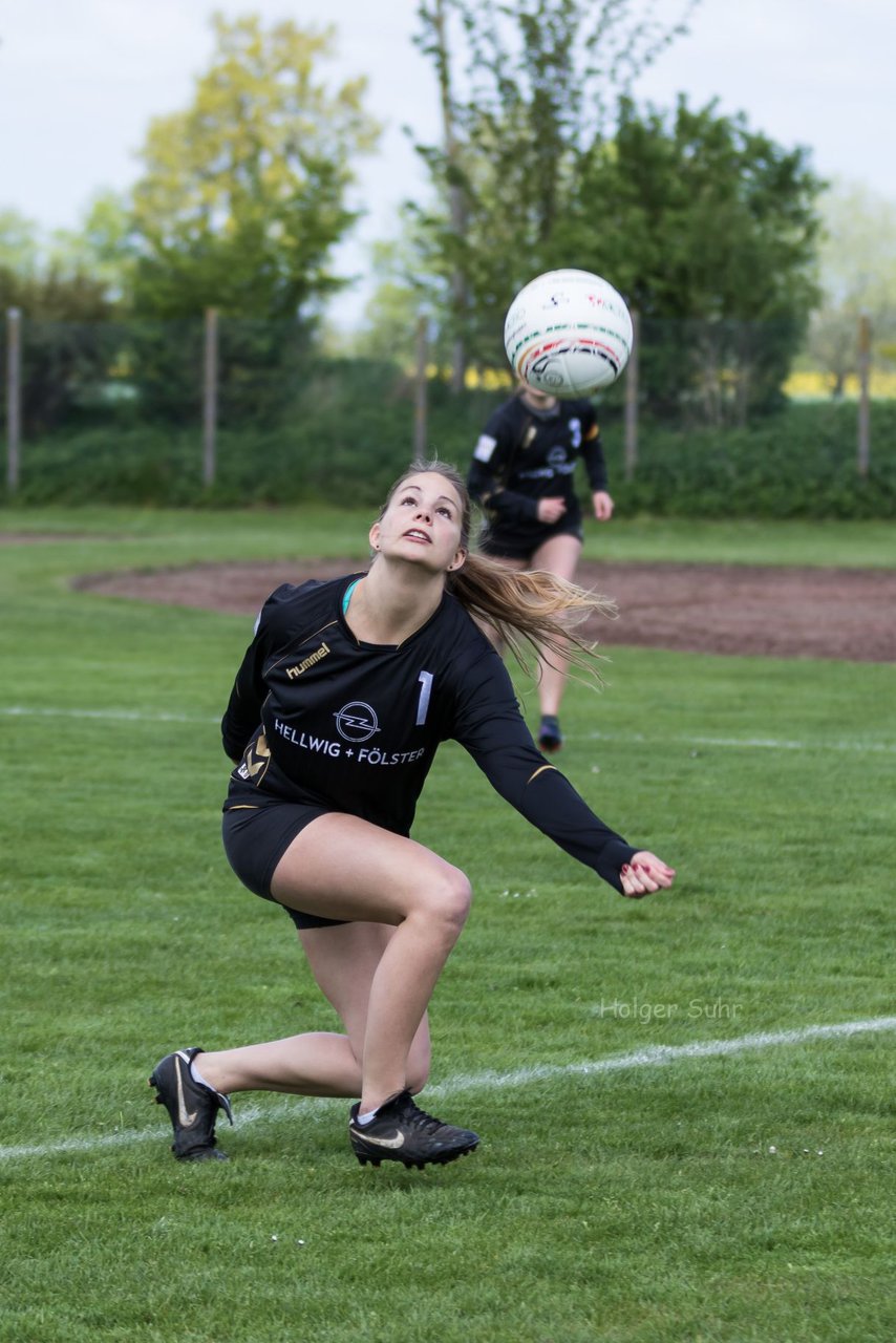 Bild 34 - Faustball Frauen Wiemersdorf